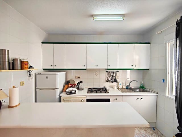 1 sypialnia Penthouse na sprzedaż w La Siesta, Torrevieja - 131 000 € (Ref: 9721864)