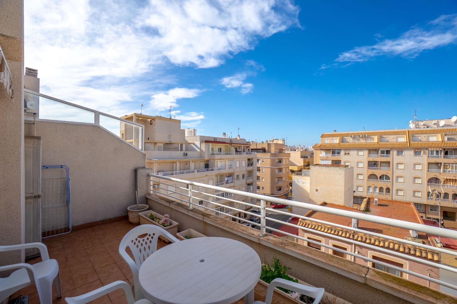 1 sovrum Takvåning till salu i Torrevieja - 110 000 € (Ref: 9726802)
