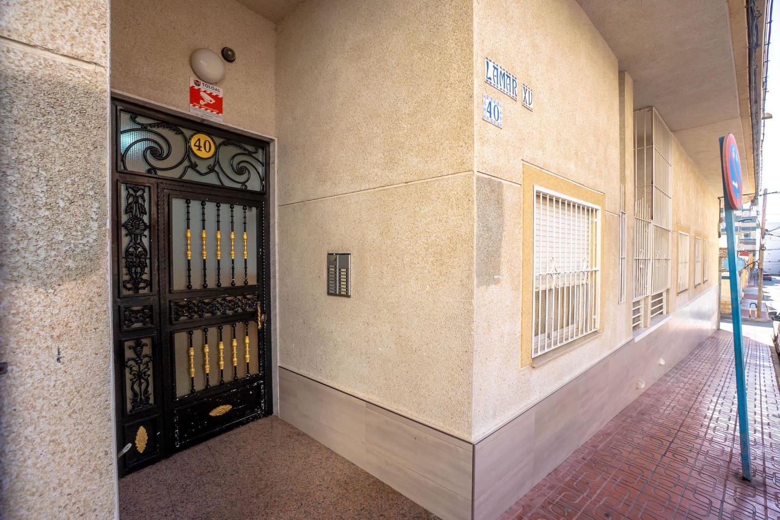 1 sovrum Takvåning till salu i Torrevieja - 110 000 € (Ref: 9726802)