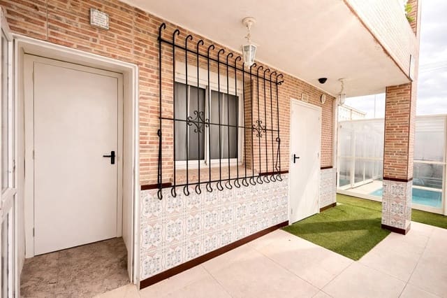 4 soverom Villa til salgs i Lo Pagan, San Pedro del Pinatar med svømmebasseng - € 276 000 (Ref: 9726818)