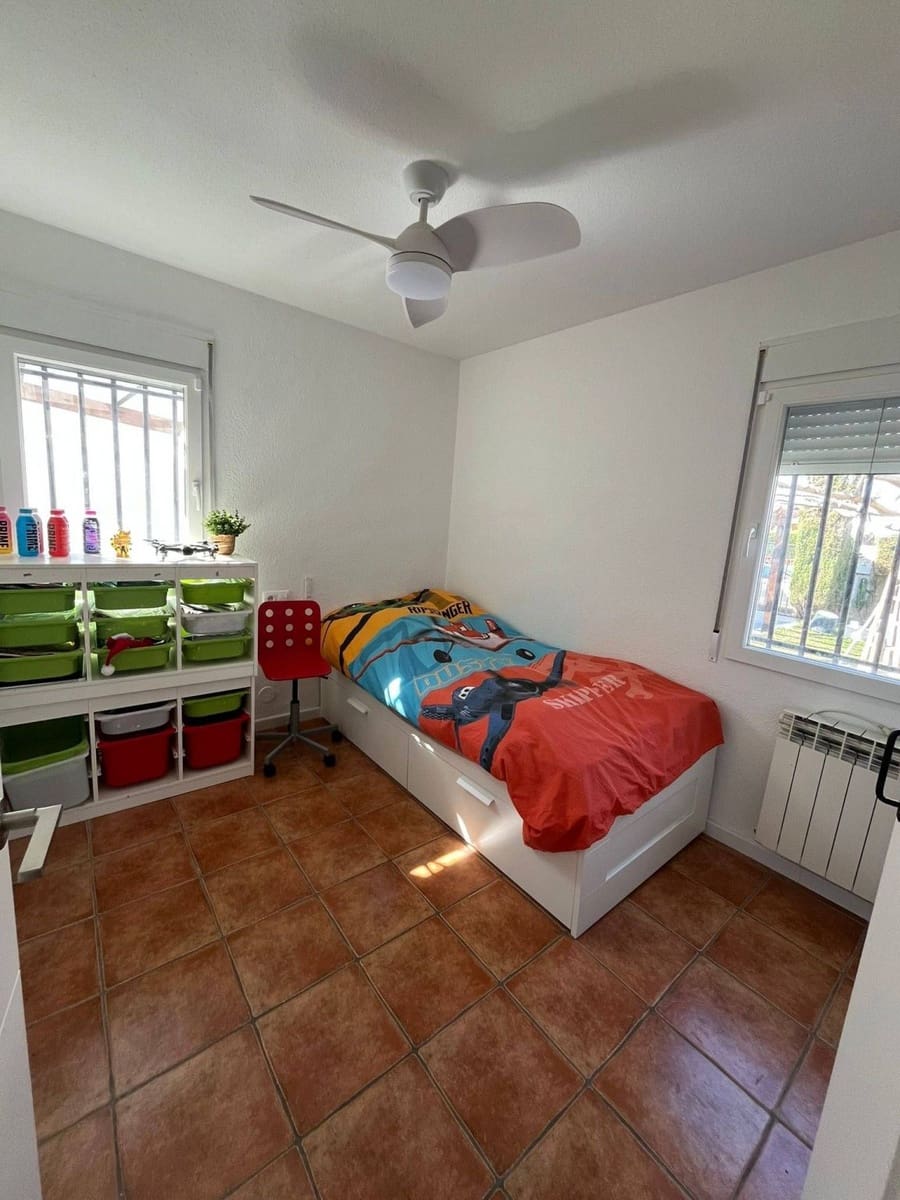 4 Zimmer Villa zu verkaufen in Santiago de la Ribera mit Pool - 527.000 € (Ref: 9730267)