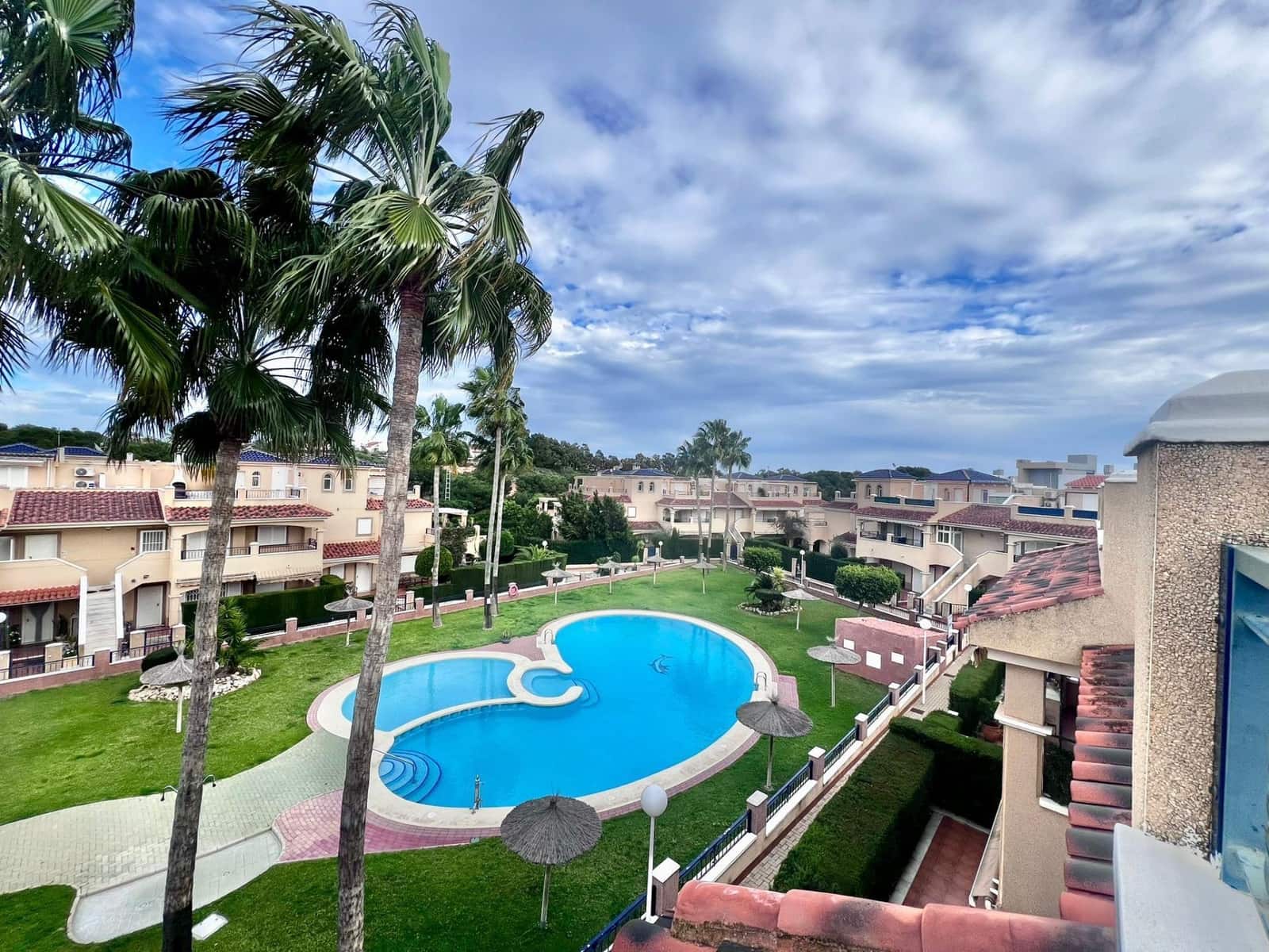 2 chambre Bungalow à vendre à Pilar de la Horadada avec piscine garage - 198 000 € (Ref: 9732394)