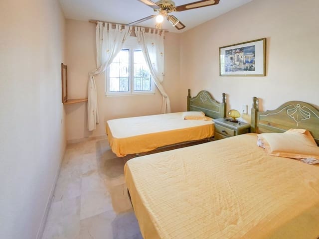 2 quarto Moradia em Banda para venda em Villamartín - Las Filipinas, Orihuela - 229 000 € (Ref: 9732400)