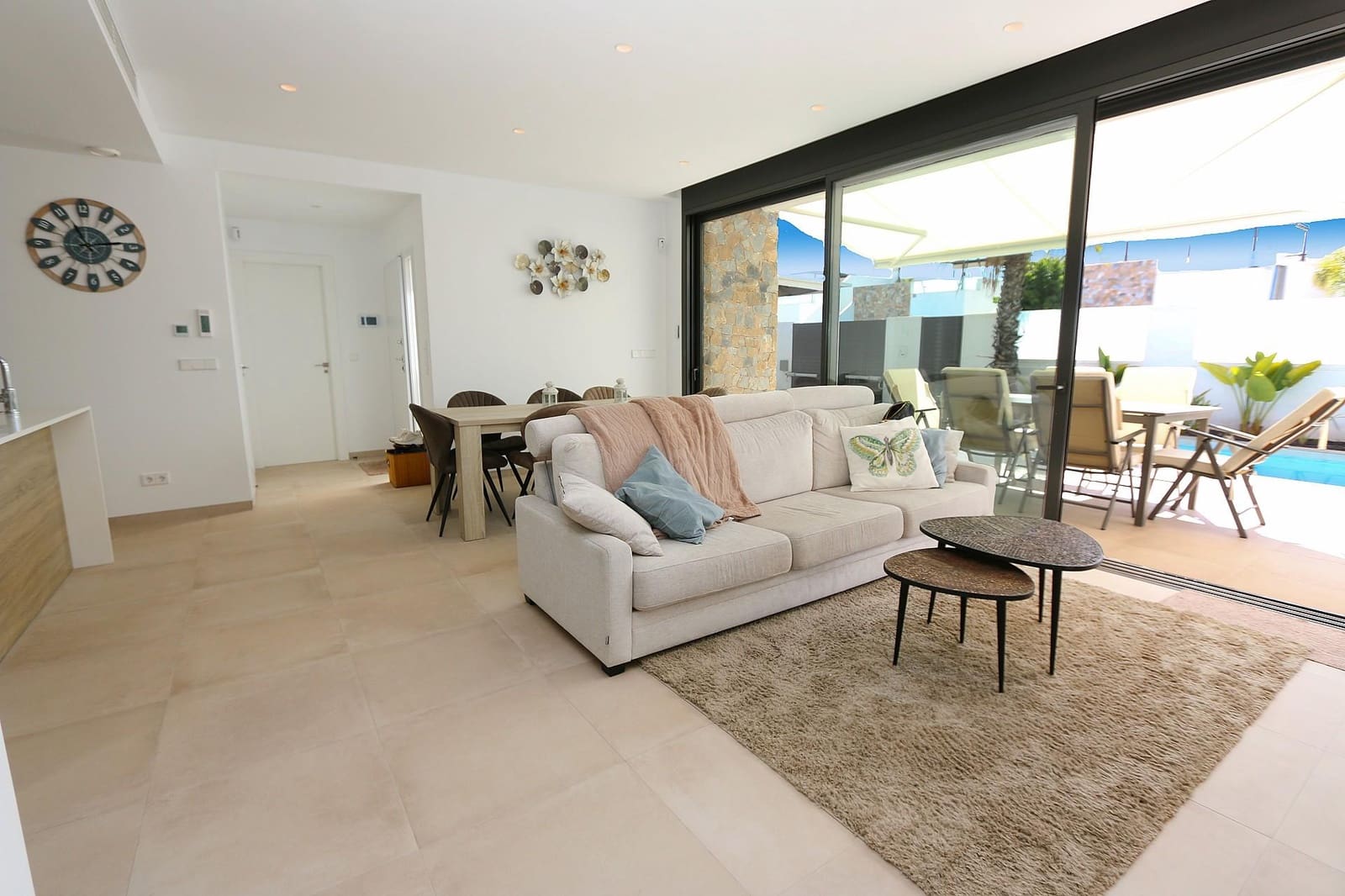 Chalet de 3 habitaciones en Pilar de la Horadada en venta - 445.000 € (Ref: 9735712)