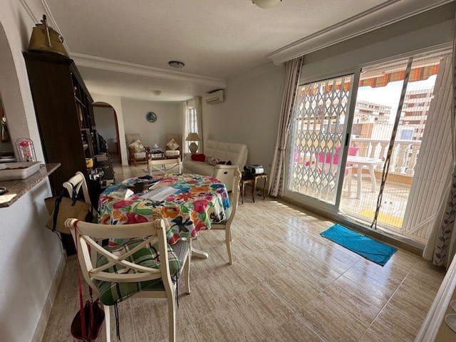 2 chambre Appartement à vendre à Torrevieja - 190 000 € (Ref: 9735736)