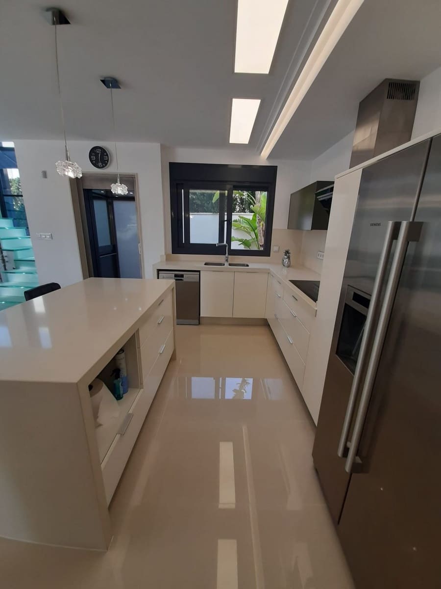 5 chambre Villa/Maison à vendre à San Miguel de Salinas - 849 000 € (Ref: 9735742)