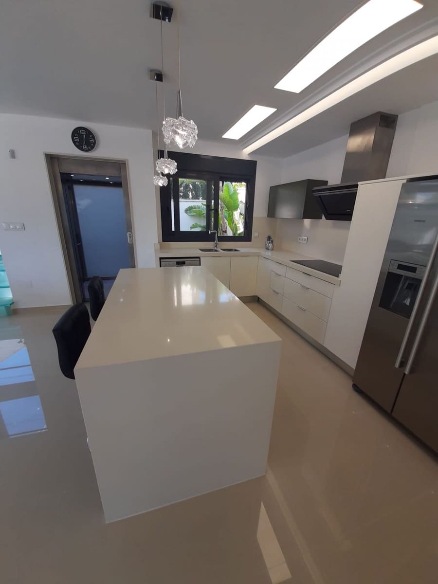 5 chambre Villa/Maison à vendre à San Miguel de Salinas - 849 000 € (Ref: 9735742)