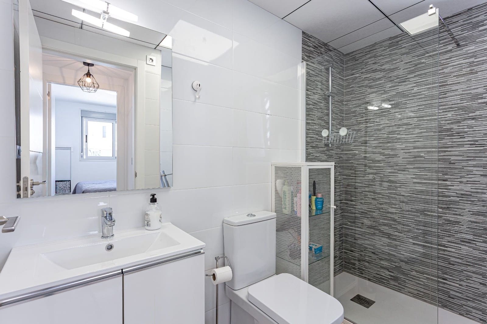 1 sypialnia Apartament na sprzedaż w Filipinas - 155 000 € (Ref: 9735743)