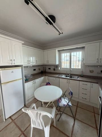 5 soveværelse Villa til salg i La Zenia, Orihuela med swimmingpool - € 650.000 (Ref: 9735748)