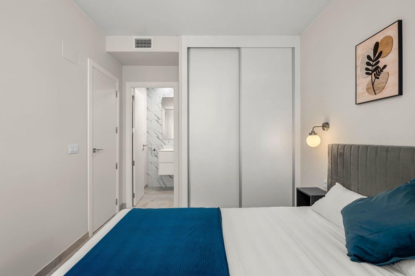 Apartamento de 2 habitaciones en Filipinas en venta con piscina garaje - 265.000 € (Ref: 9735751)