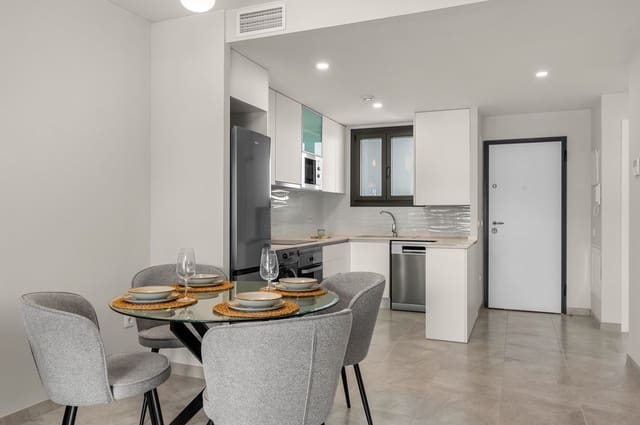 2 sovrum Lägenhet till salu i Las Filipinas med pool garage - 249 000 € (Ref: 9735751)