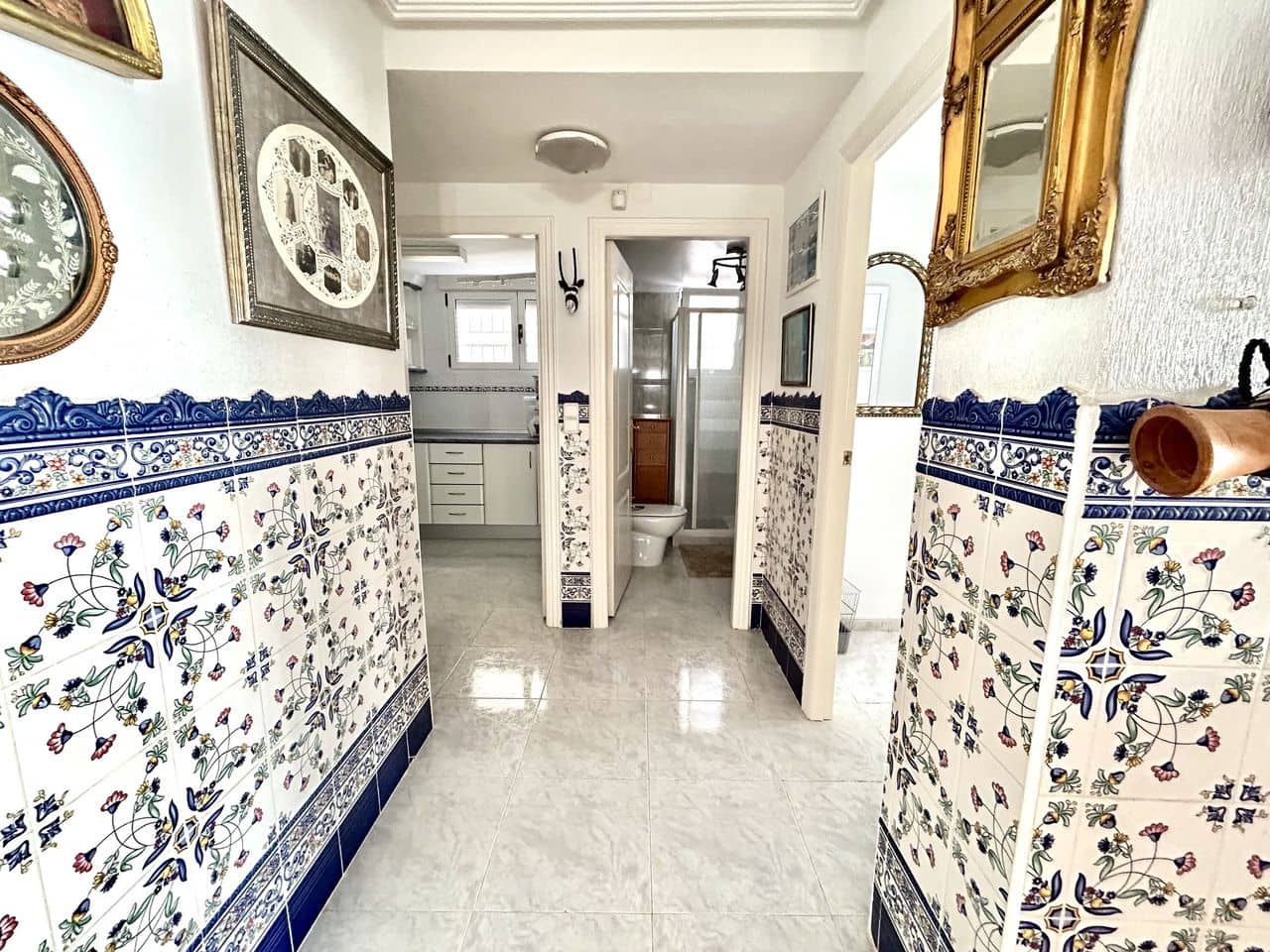 4 bedroom Villa for sale in Pinar de Campoverde with garage - € 460,000 (Ref: 9735755)