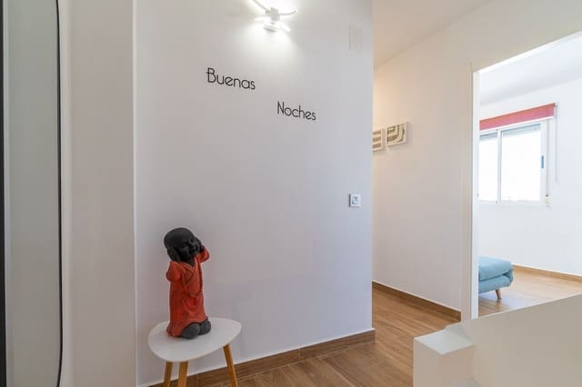 2 soverom Hus til salgs i El Limonar, Torrevieja - € 209 900 (Ref: 9735761)