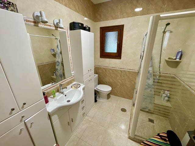 4 quarto Moradia para venda em Almoradí com garagem - 406 000 € (Ref: 9738979)