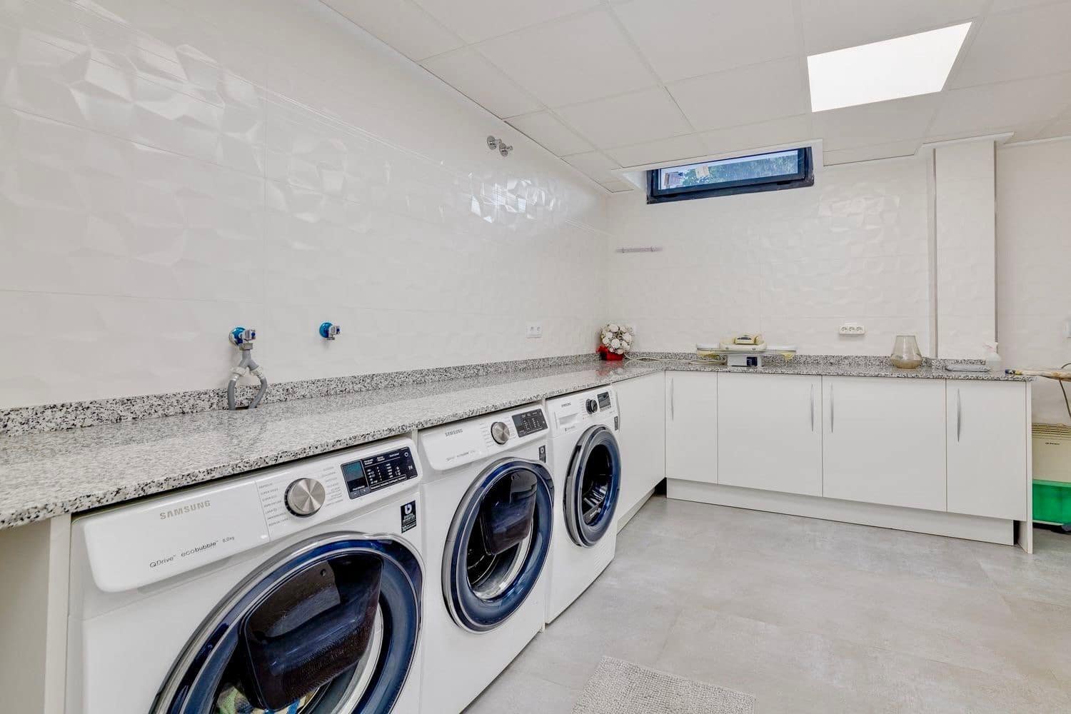 3 soveværelse Villa til salg i Torrevieja - € 1.275.000 (Ref: 9738980)