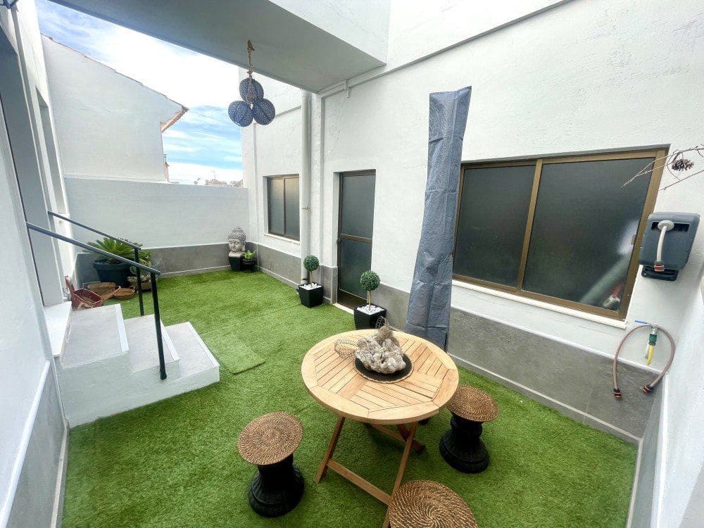 3 bedroom Apartment for sale in Orihuela Costa - € 163,000 (Ref: 9738981)