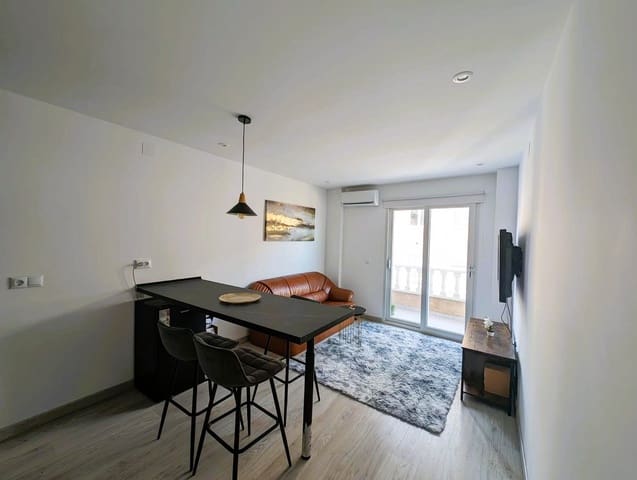 Apartamento de 1 habitación en Centro, Torrevieja en venta - 145.000 € (Ref: 9738982)