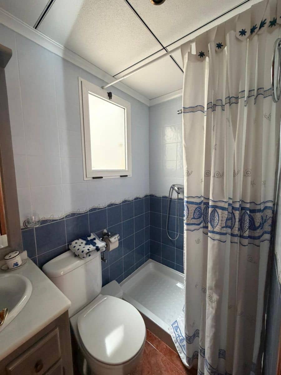 3 chambre Villa/Maison Mitoyenne à vendre à Guardamar del Segura - 360 000 € (Ref: 9739001)