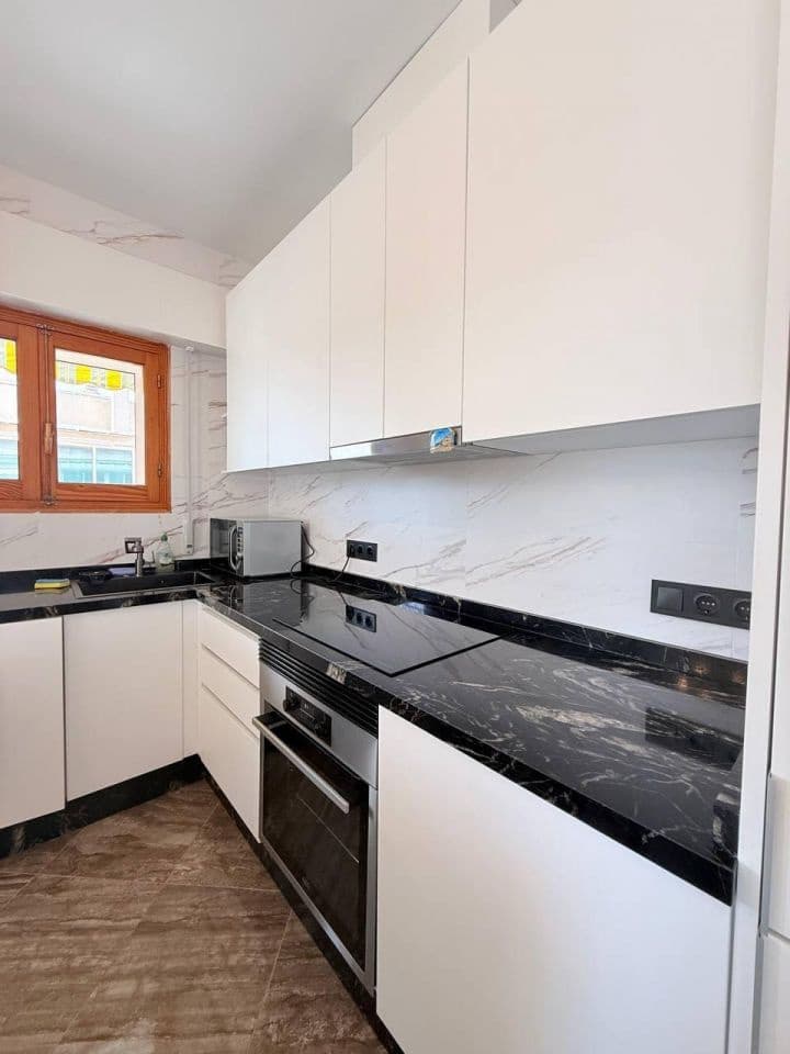 Ático de 2 habitaciones en Torrevieja en venta - 265.000 € (Ref: 9741873)