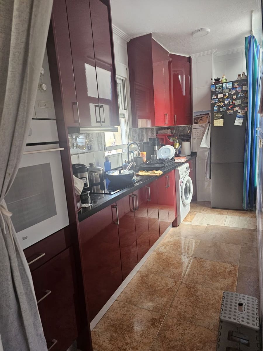 2 chambre Appartement à vendre à Torrevieja avec garage - 188 000 € (Ref: 9741876)
