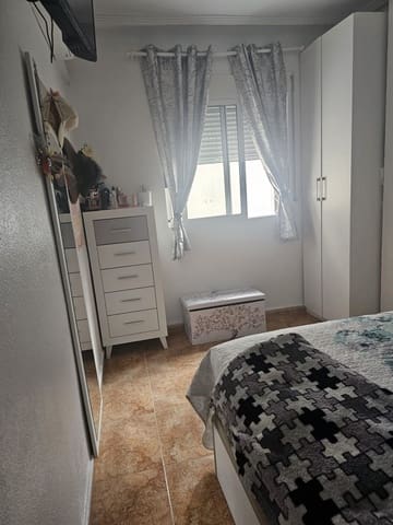 2 chambre Appartement à vendre à Centro, Torrevieja avec garage - 188 000 € (Ref: 9741876)