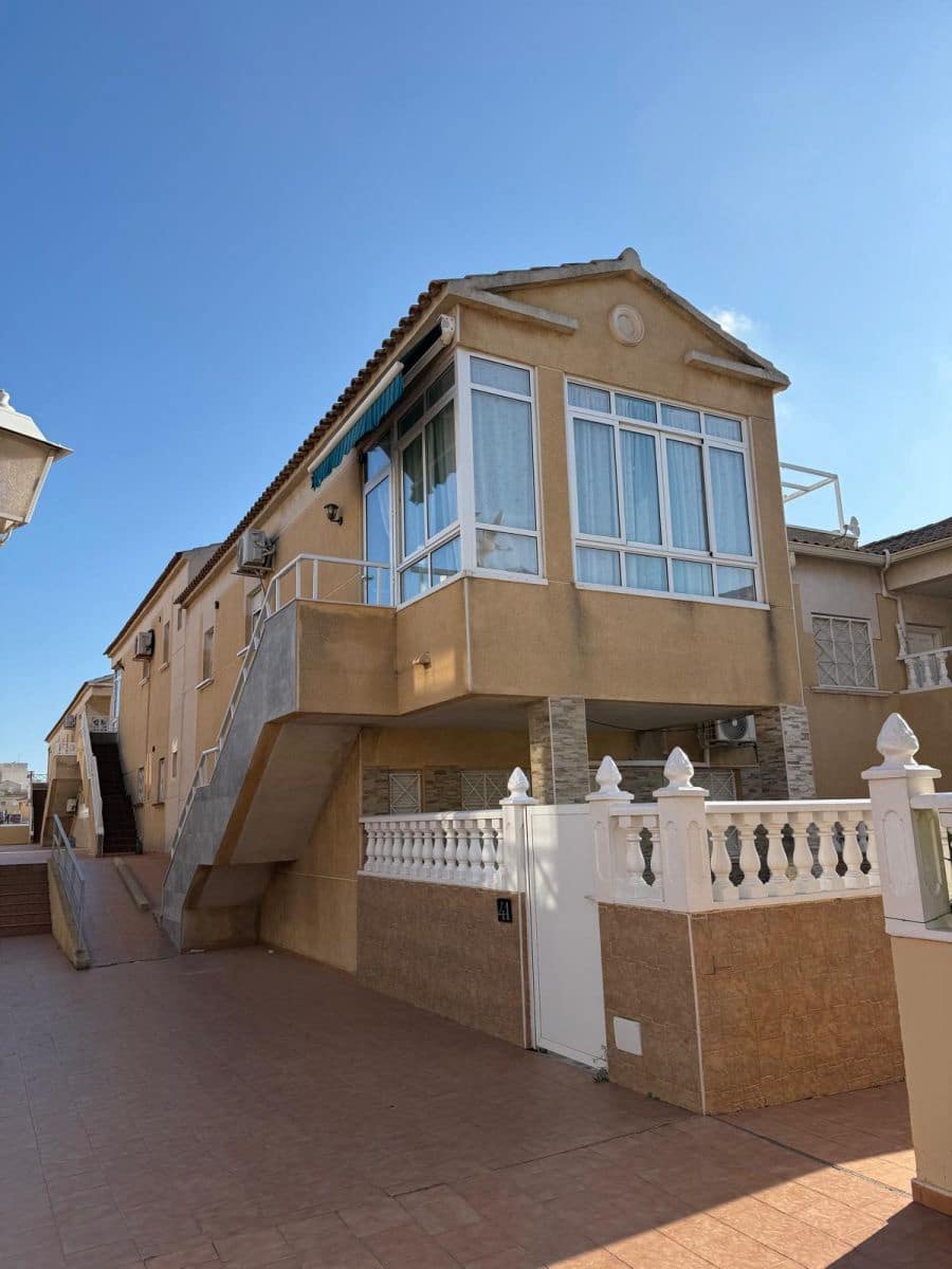 2 chambre Appartement à vendre à Torrevieja avec garage - 188 000 € (Ref: 9741876)