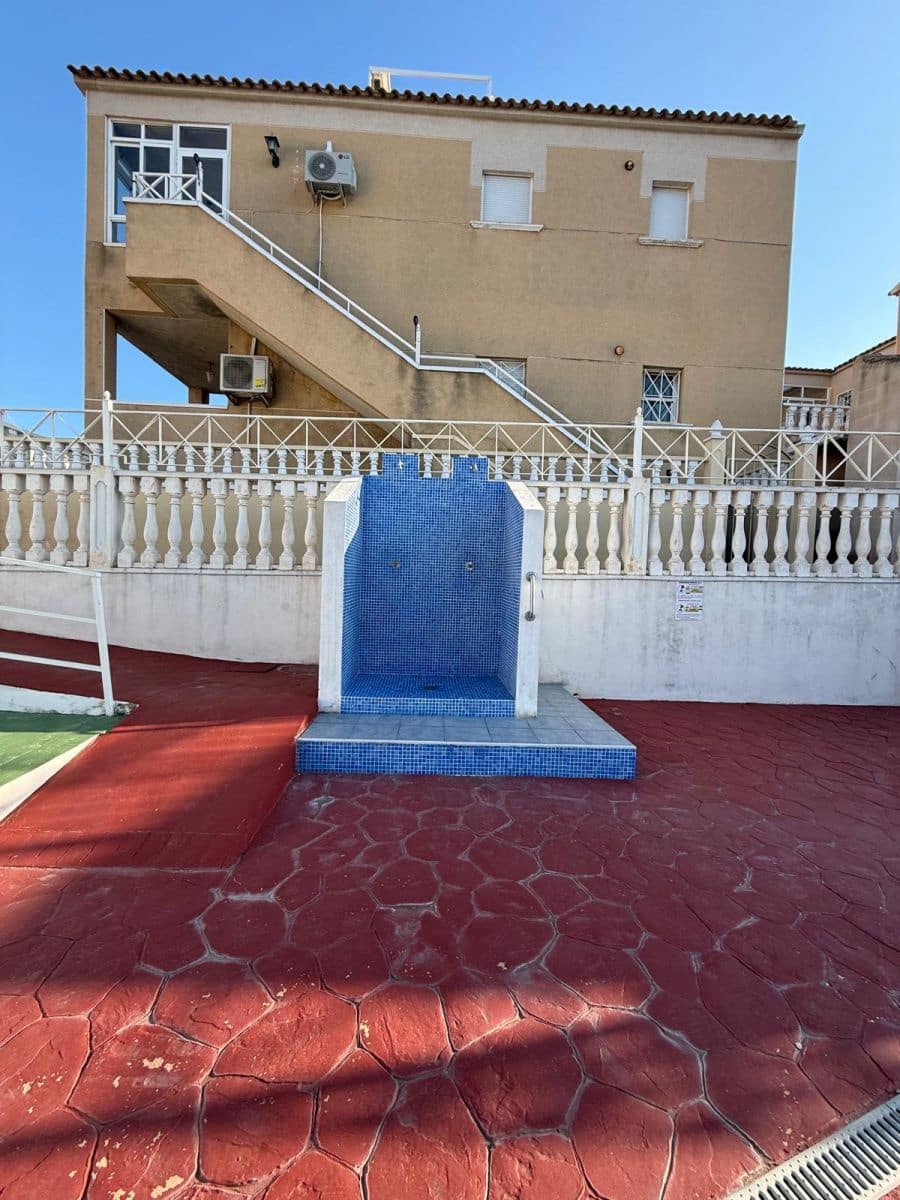 2 chambre Appartement à vendre à Torrevieja avec garage - 188 000 € (Ref: 9741876)