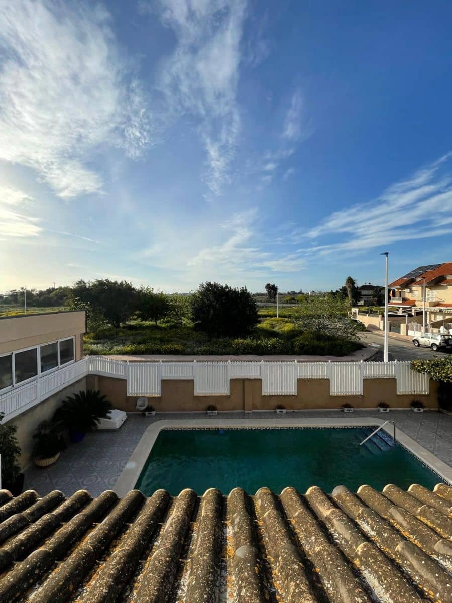 3 bedroom Villa for sale in Santiago de la Ribera with pool - € 519,000 (Ref: 9741877)