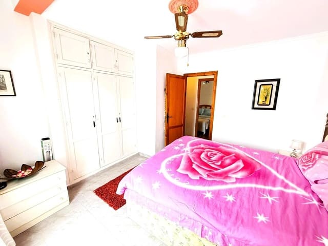 2 camera da letto Casa in vendita in El Chaparral - La Siesta - La Torreta, Torrevieja con piscina - 129.900 € (Rif: 9741878)