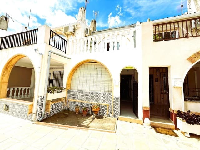 2 camera da letto Casa in vendita in El Chaparral - La Siesta - La Torreta, Torrevieja con piscina - 129.900 € (Rif: 9741878)