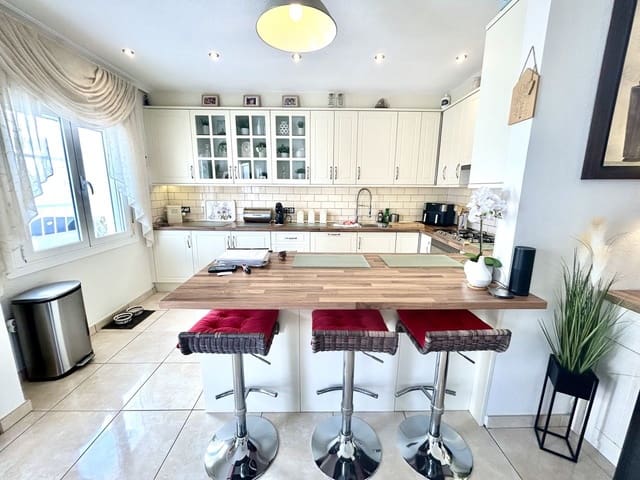 2 quarto Moradia para venda em Villamartin, Orihuela - 390 000 € (Ref: 9744157)