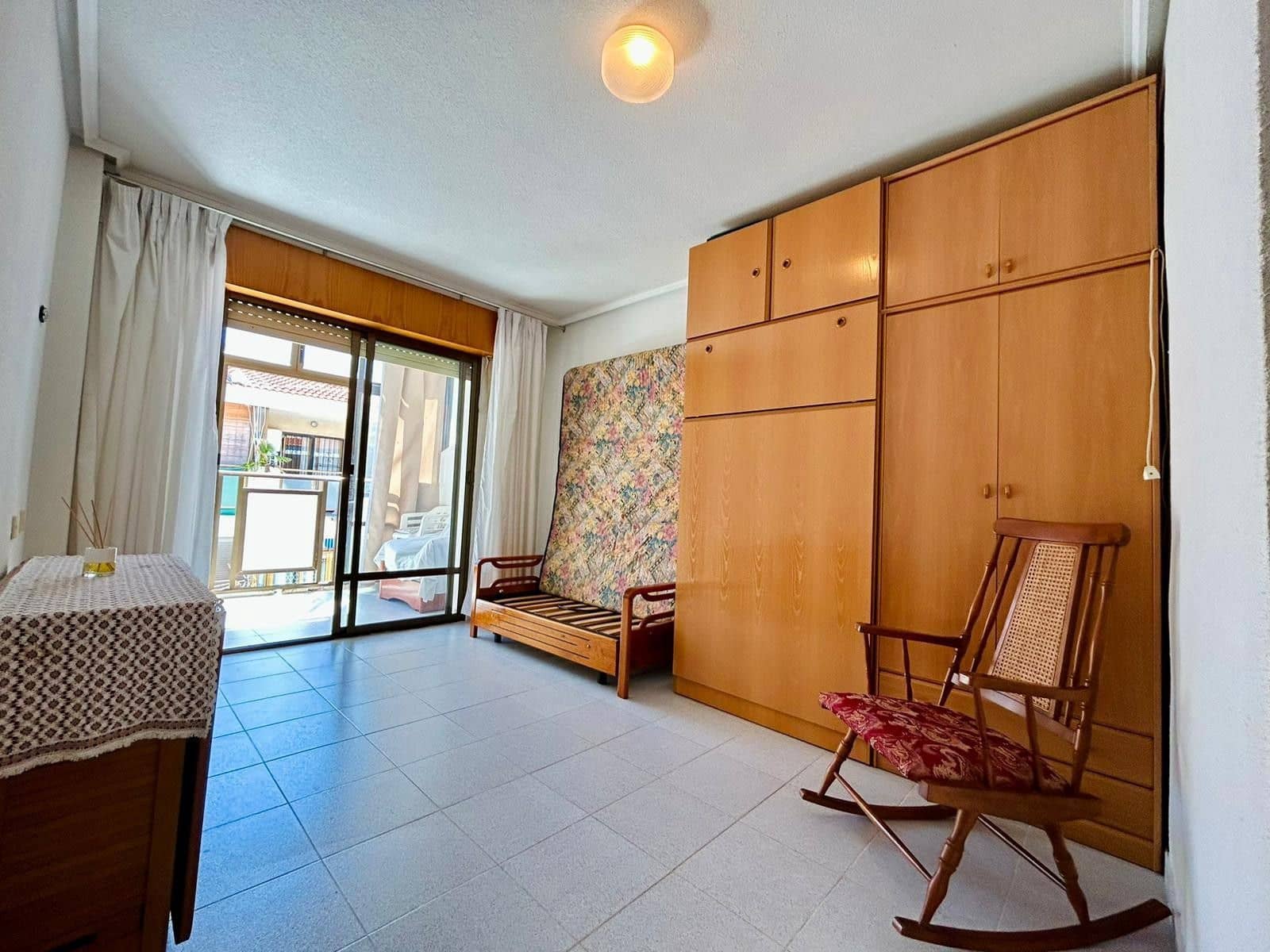 1 bedroom Apartment for sale in Torrevieja - € 74,000 (Ref: 9744164)