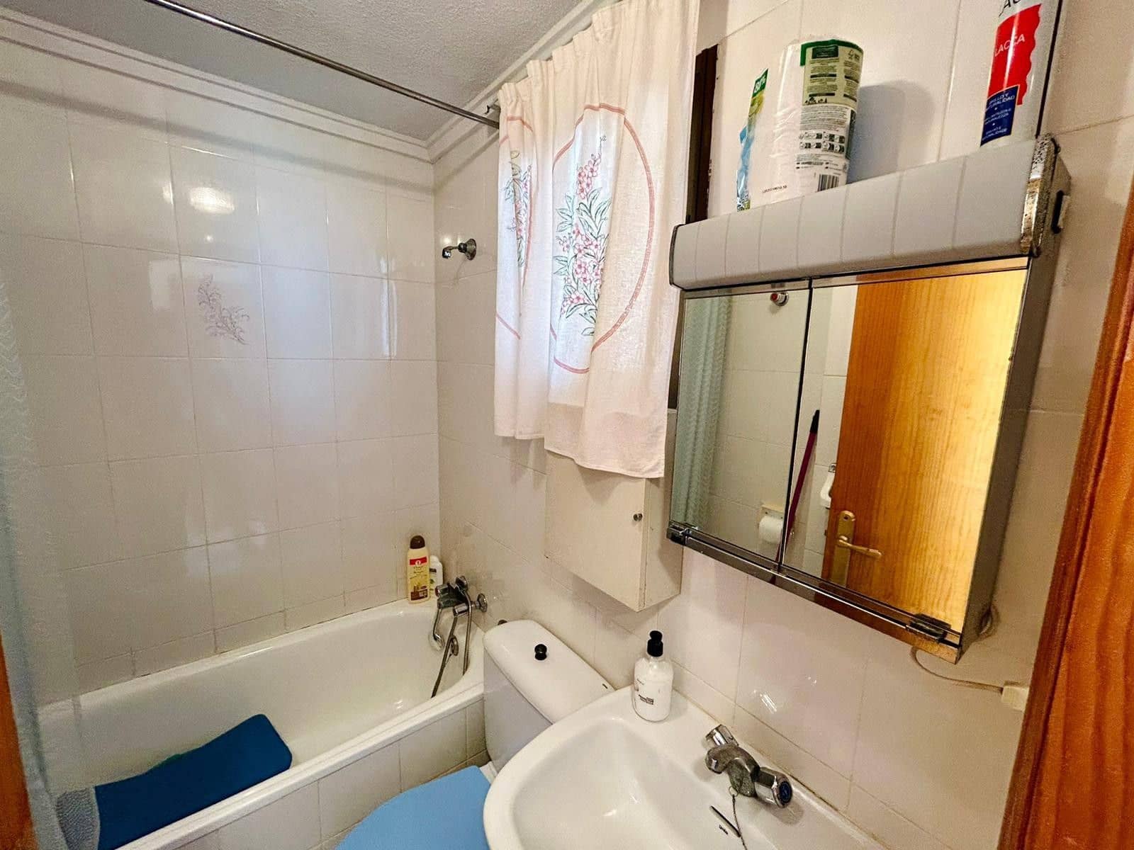 1 bedroom Apartment for sale in Torrevieja - € 74,000 (Ref: 9744164)