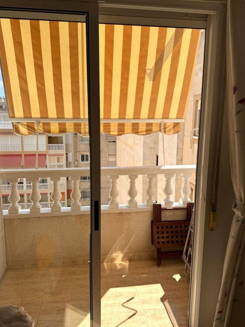 1 chambre Penthouse à vendre à Torrevieja - 115 000 € (Ref: 9745316)