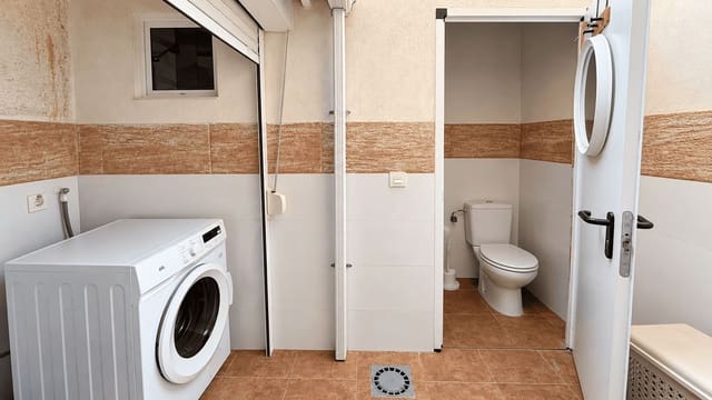 2 soveværelse Lejlighed til salg i Playa del Acequión, Torrevieja med garage - € 209.000 (Ref: 9752192)