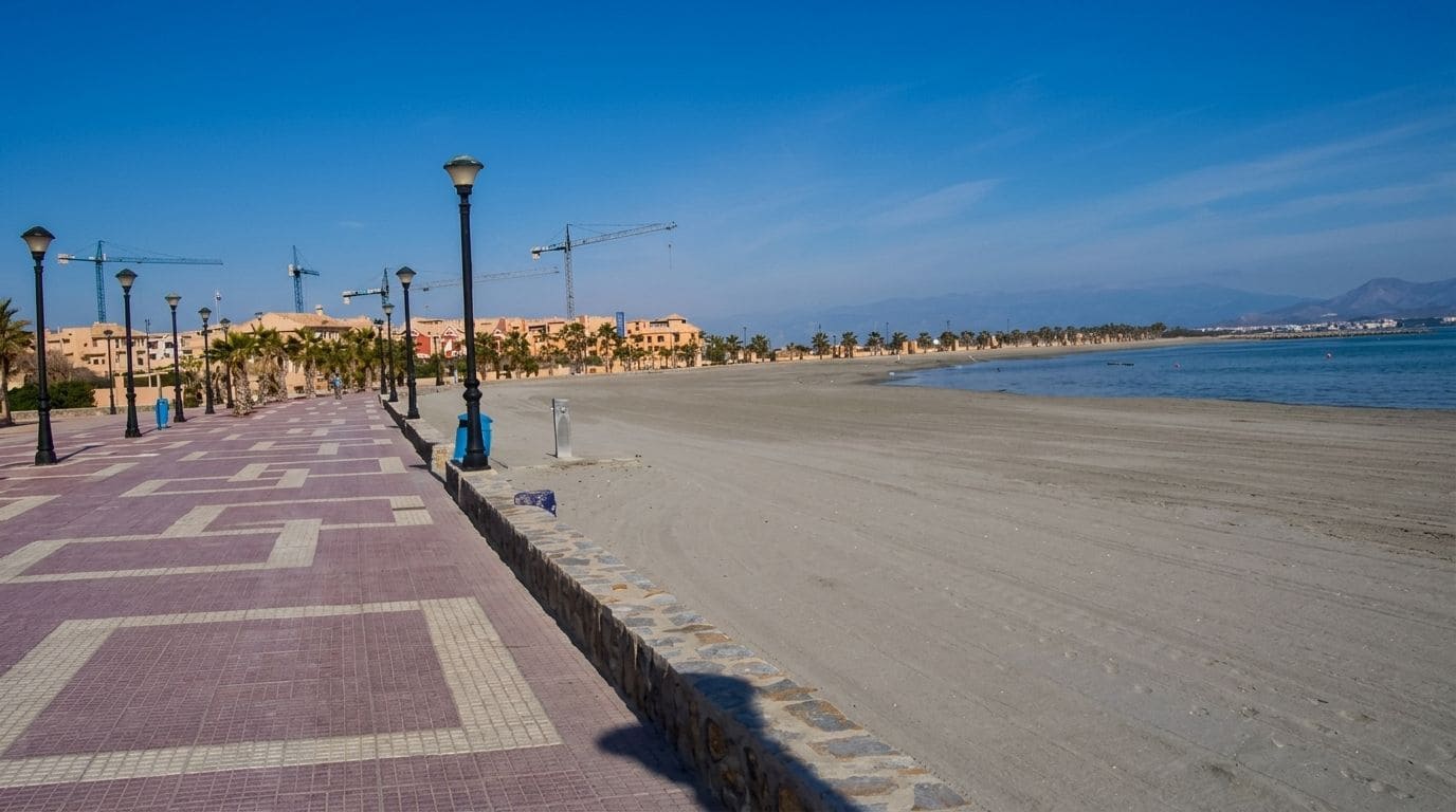 2 soveværelse Lejlighed til salg i Torrevieja med garage - € 209.000 (Ref: 9752192)