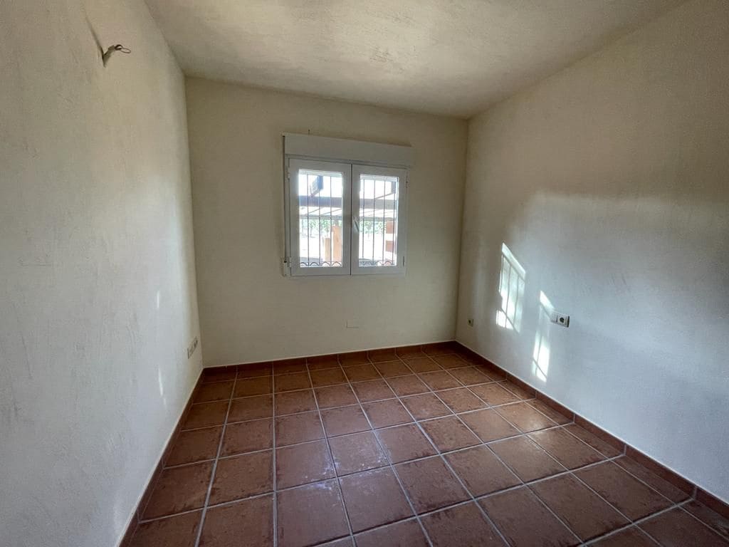 2 soveværelse Villa til salg i La Pinilla med swimmingpool - € 199.000 (Ref: 9752193)