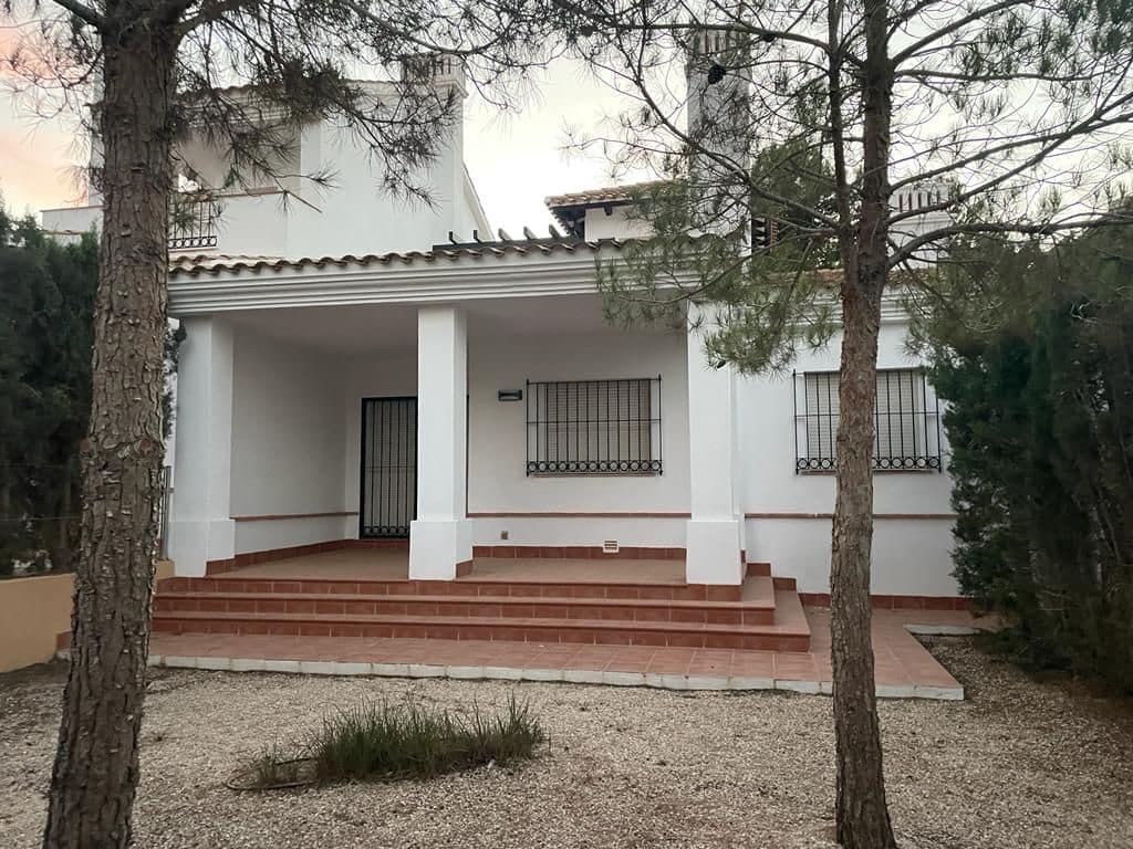 2 soveværelse Villa til salg i La Pinilla med swimmingpool - € 199.000 (Ref: 9752193)