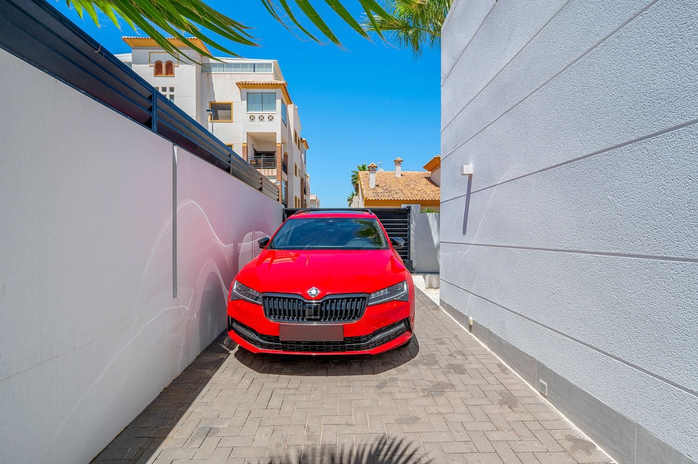 4 sovrum Villa till salu i Guardamar del Segura med pool - 1 390 000 € (Ref: 9752202)