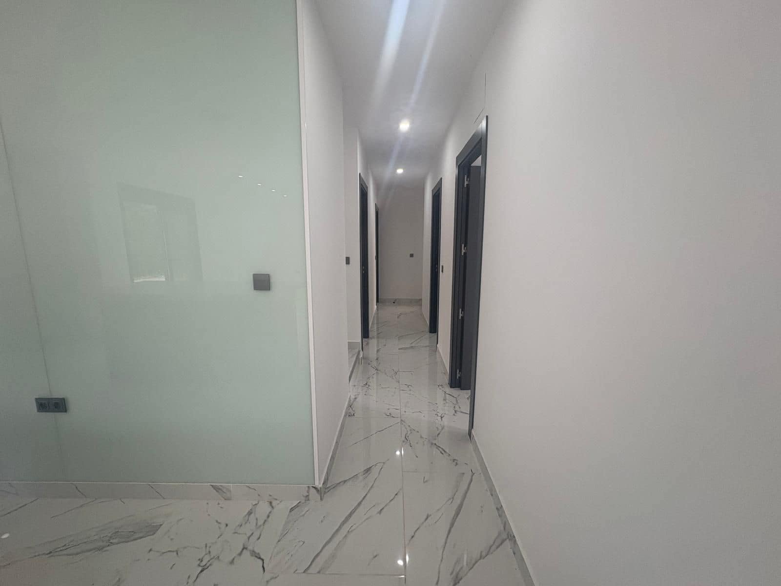 4 makuuhuone Huvila myytävänä paikassa Campoamor mukana uima-altaan 
autotalli - 985 000 € (Ref: 9752206)