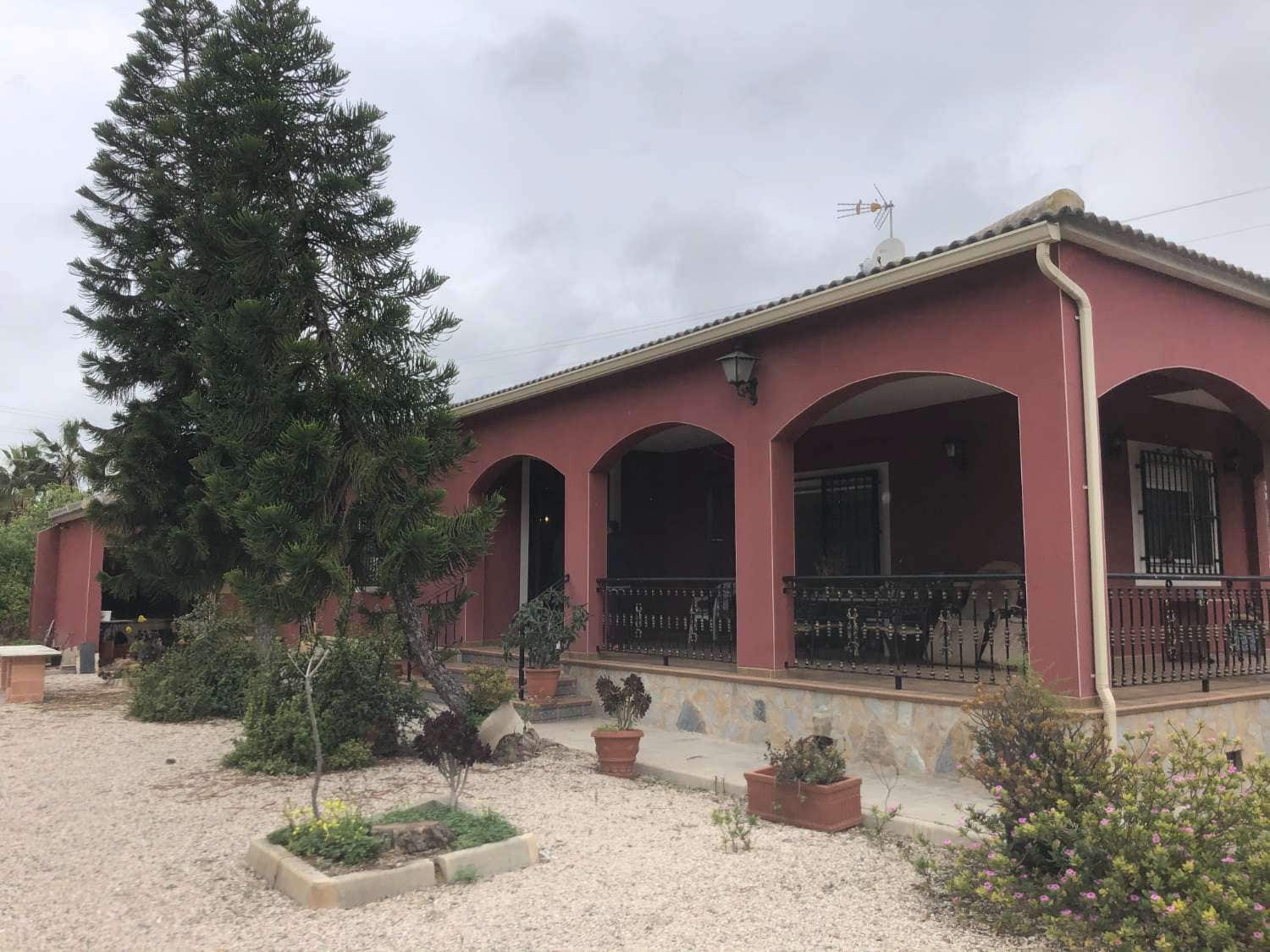 4 slaapkamer Villa te koop in Callosa de Segura met zwembad garage - € 800.000 (Ref: 9752208)