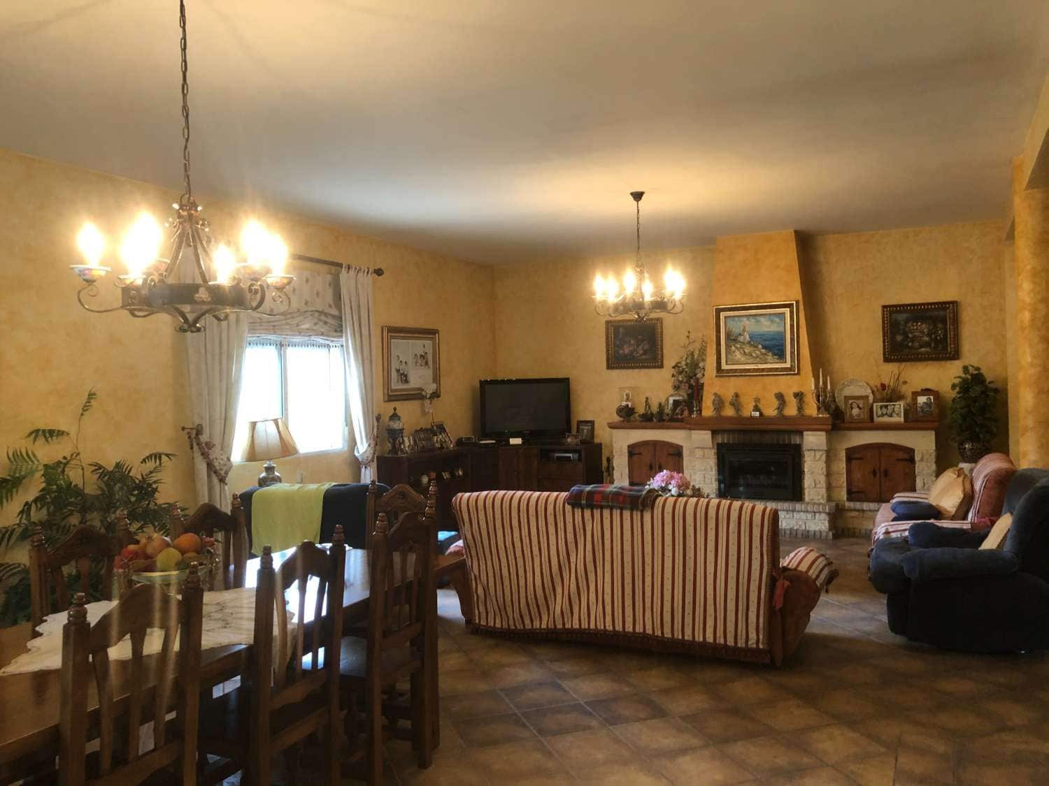 4 slaapkamer Villa te koop in Callosa de Segura met zwembad garage - € 800.000 (Ref: 9752208)