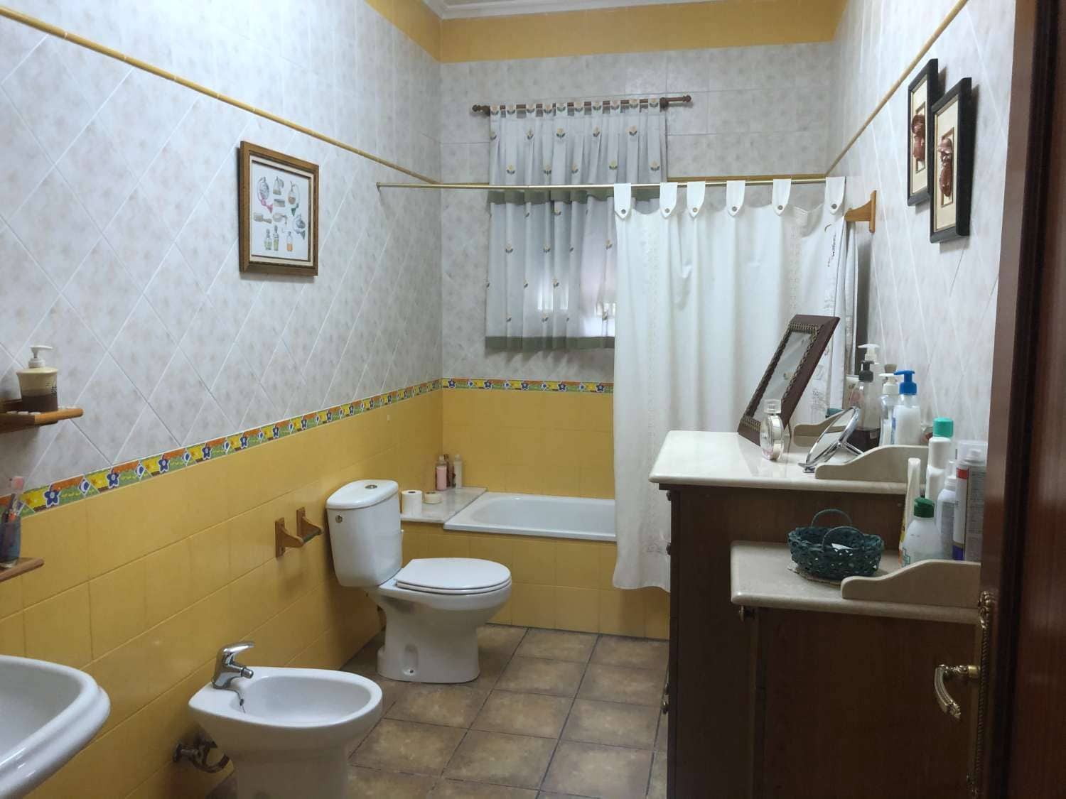 4 sypialnia Willa na sprzedaż w Callosa de Segura z basenem garażem - 890 000 € (Ref: 9752208)