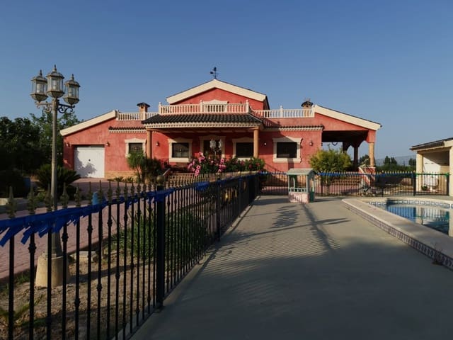 4 soveværelse Villa til salg i Desamparados - Hurchillo - Torremendo, Orihuela med swimmingpool garage - € 450.000 (Ref: 9752211)