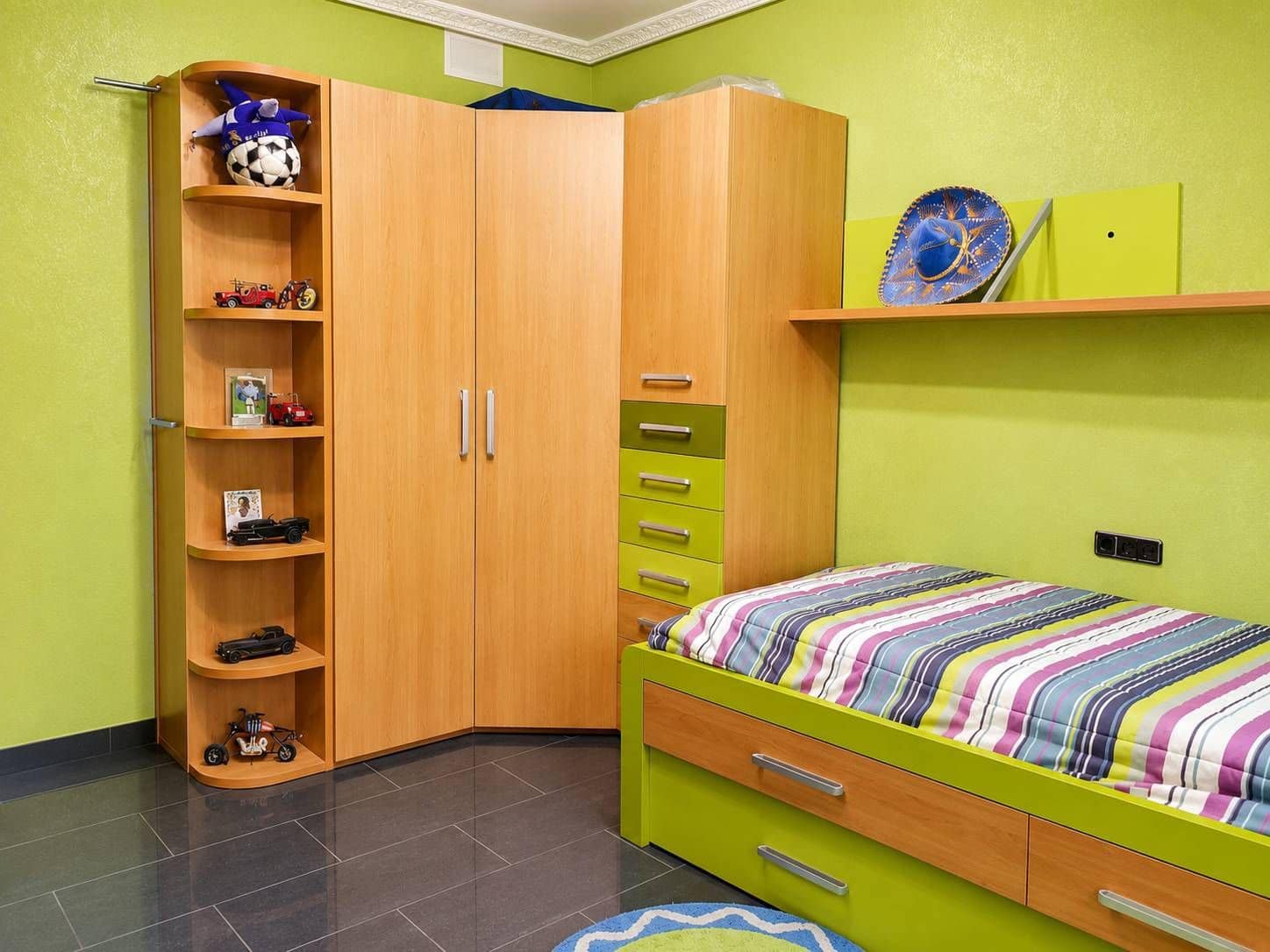 Chalet de 4 habitaciones en Orihuela en venta con piscina garaje - 472.500 € (Ref: 9752211)
