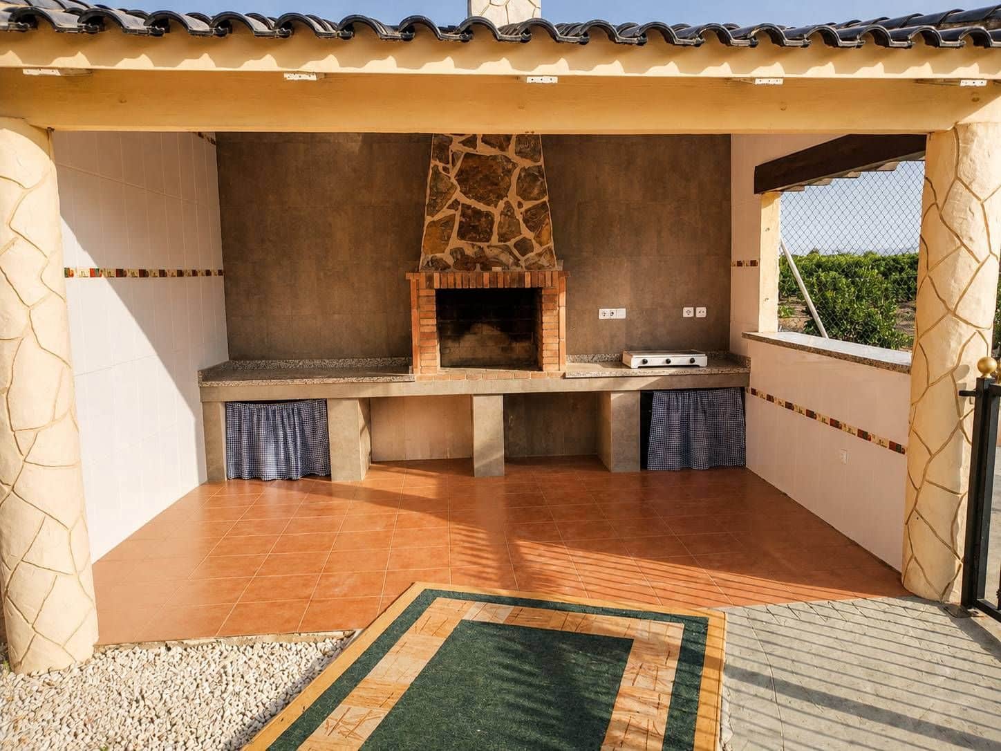 Chalet de 4 habitaciones en Orihuela en venta con piscina garaje - 472.500 € (Ref: 9752211)