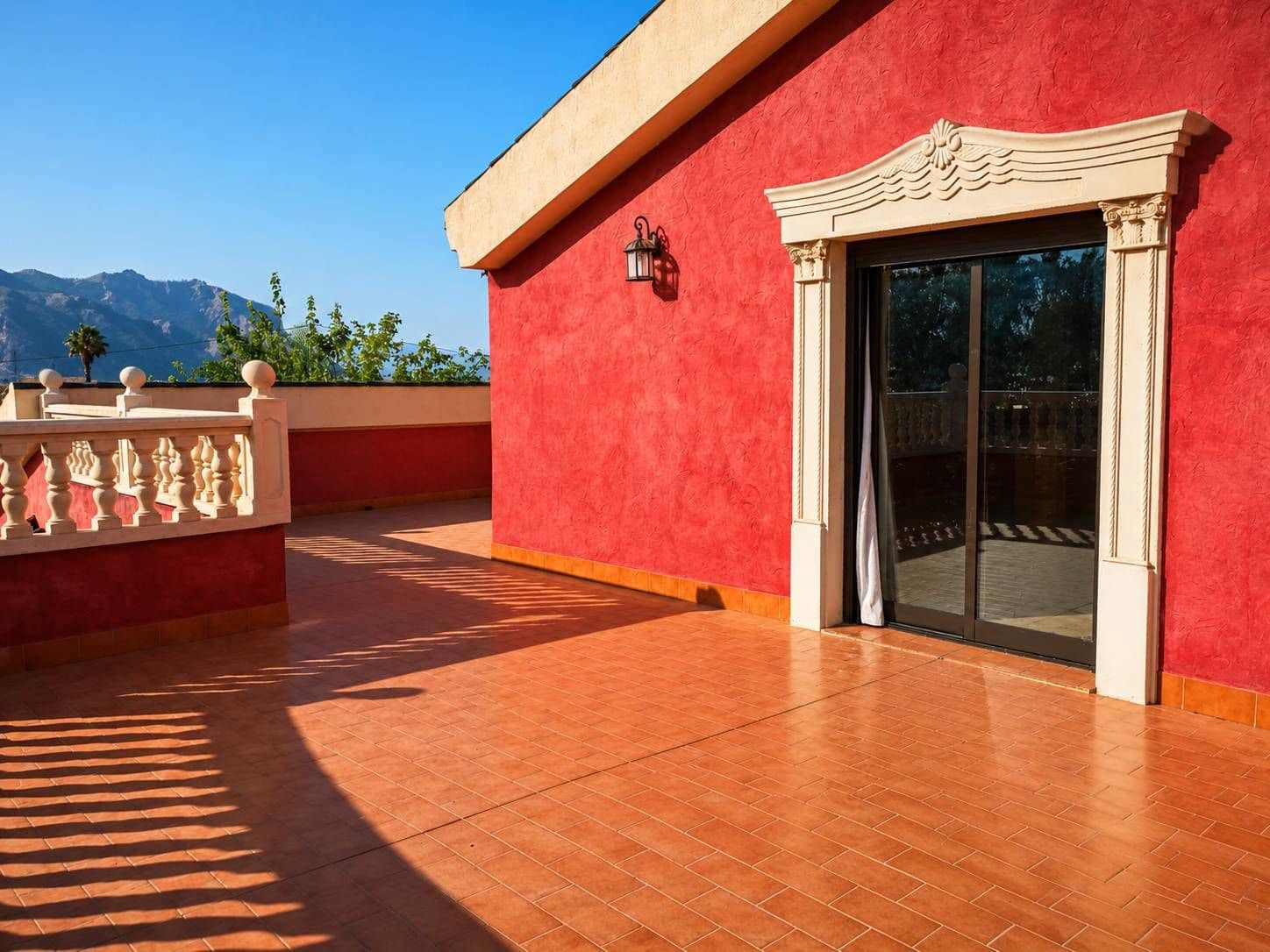 Chalet de 4 habitaciones en Orihuela en venta con piscina garaje - 472.500 € (Ref: 9752211)