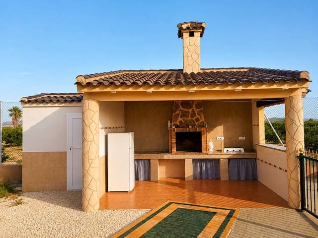 Chalet de 4 habitaciones en Desamparados - Hurchillo - Torremendo, Orihuela en venta con piscina garaje - 472.500 € (Ref: 9752211)