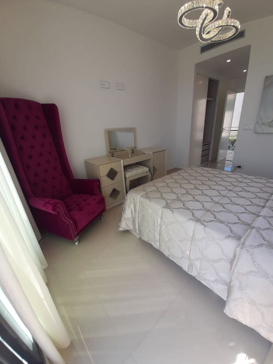 5 soveværelse Villa til salg i San Miguel de Salinas med swimmingpool - € 849.000 (Ref: 9752214)