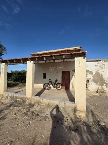 Finca/Herregård til salgs i Albatera - € 175 000 (Ref: 9752218)